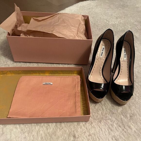 Miu Miu Vernice Open Toe Patented Leather Heel Size 35.5 - Picture 5 of 5